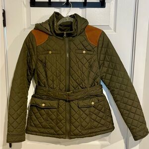 Green Utility Jacket with Quilted Design and Belt